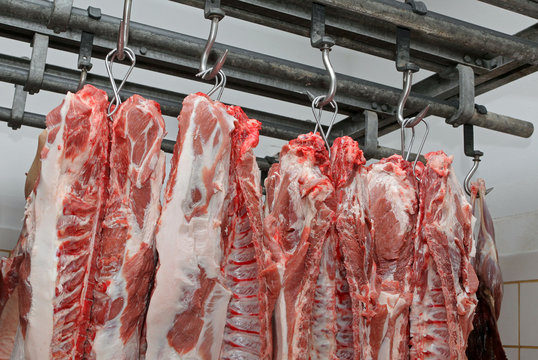 Schweinekarree am Haken