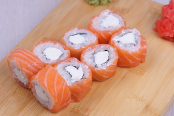 Роллы филадельфия