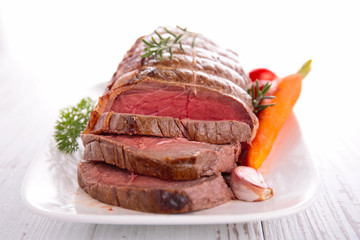 roast beef and vegetables