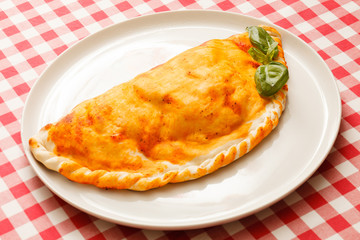 calzone pizza
