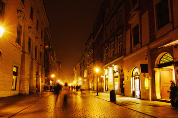 Fototapeta na wymiar Krakow street at night