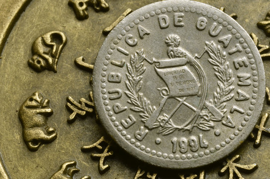 Quetzal guatemalteco Guatemalan Гватемальский кетсаль