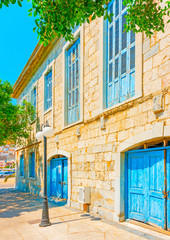 Fototapeta na wymiar beautiful old building at Kalymnos island in Greece