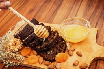 rye bread with honey