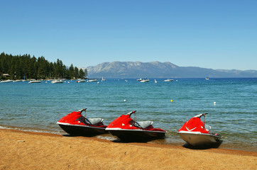 Fototapeta na wymiar Jet Ski at Lake Tahoe
