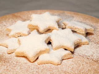 Cinnamon stars