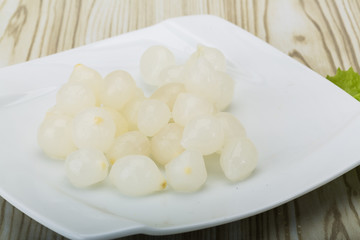 Marinated onion