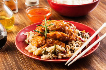 Fried chicken with rice and sweet and sour sauce