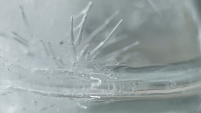 氷の微速度撮影