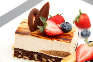 brownie tiramisu cake