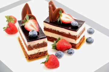 chocolate cake with strawberry