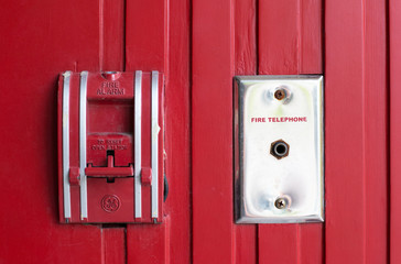 Fire alarm and fire telephone
