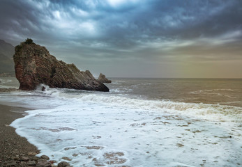 Fototapeta na wymiar beautiful seascape, rocks on the sea shore