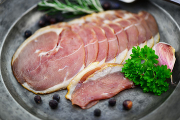 Scheiben Fleisch