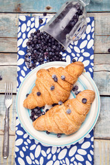 croissant with berry