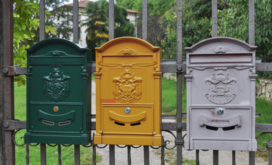 Mail box
