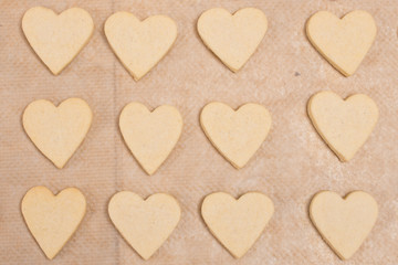 Herzen aus Teig