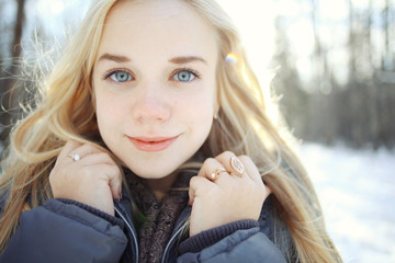 cancer-survival-more-blonde-teen-girl-gets-girls-self-taken