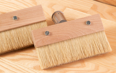 paintbrush for wood