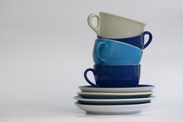 Gestapelte Kaffeetassen