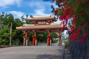 沖縄 世界遺産 首里城 守礼門