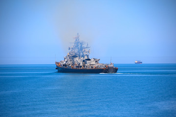 Modern Russian warship © komi$ar