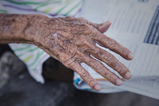 Hand of an old man