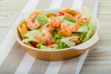 Caesar salad with shrimps