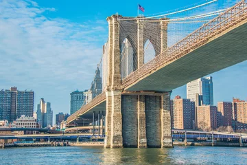 Photo sur Plexiglas Brooklyn Bridge Pont de Brooklyn à New York par beau jour d& 39 été
