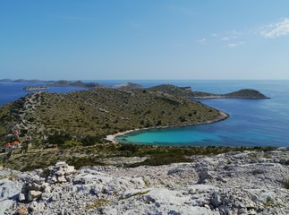 Fototapeta na wymiar The Lojena bay of the island Levrnaka in Croatia