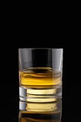 Whisky tumbler