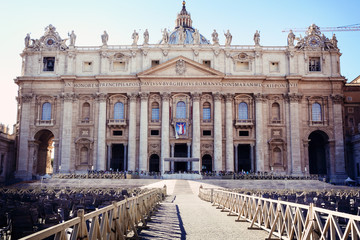 Fototapeta na wymiar St. Peter's Basilica at the Vatican