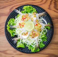 Raw shrimp in fish sauce, the Thai spicy appetizer