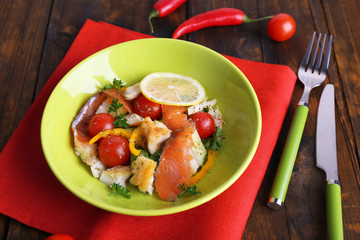 Fresh fish salad with vegetables