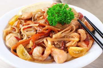 Chinese noodles with vegetables and seafood