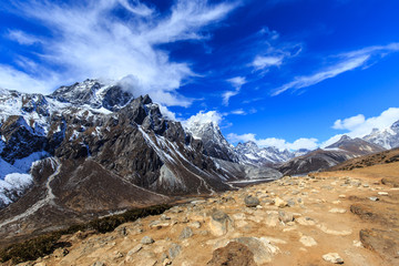Fototapeta premium Beautiful alpine scenery in the Himalayas