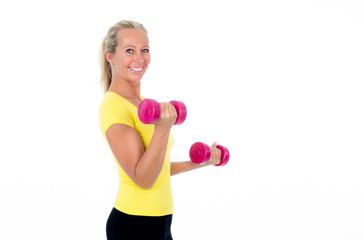 sportlich mit hanteln