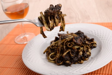 FETTUCCINE AL NERO DI SEPPIA - FETTUCINE SQUID INK