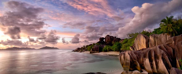 Photo sur Plexiglas Anse Source D'Agent, île de La Digue, Seychelles Anse Source d'Argent panorama at twilight, La Digue, Seyshelles