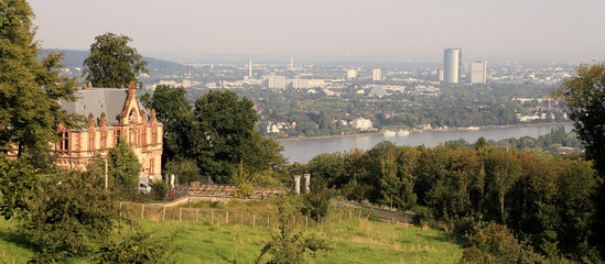 Blick ins Rheintal bei Königswinter