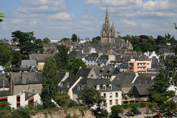 Vue sur le centre-ville d'Hennebont (Morbihan)