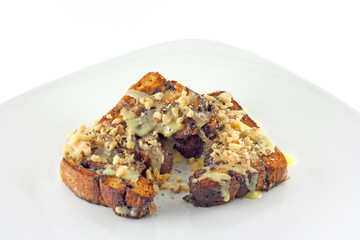 Grilled Cinnamon Bread Frosted With Walnuts