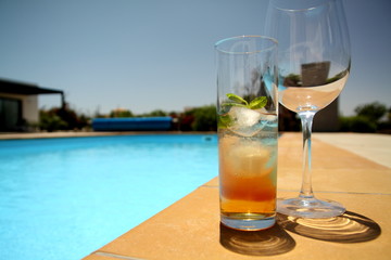 CoolPool Drink 1