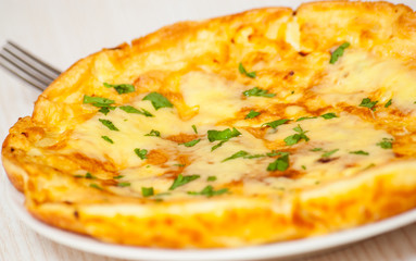 omelet with cheese