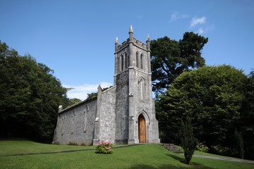 Fototapeta na wymiar little stone church in irish country