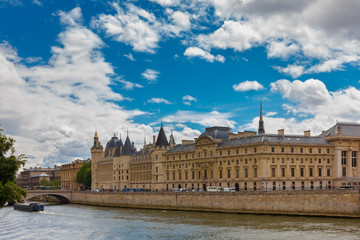 Fototapeta na wymiar River Seine and the Conciergerie in Paris, France