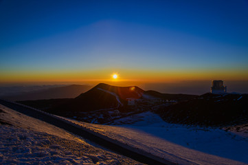 Fototapeta na wymiar Sunset at Mauna Kea