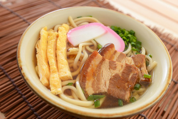 美味しそうな沖縄そば