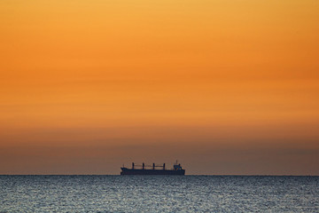 Fototapeta premium Lonely ship on a horizon