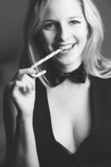 Obraz premium Girl with Christmas candy